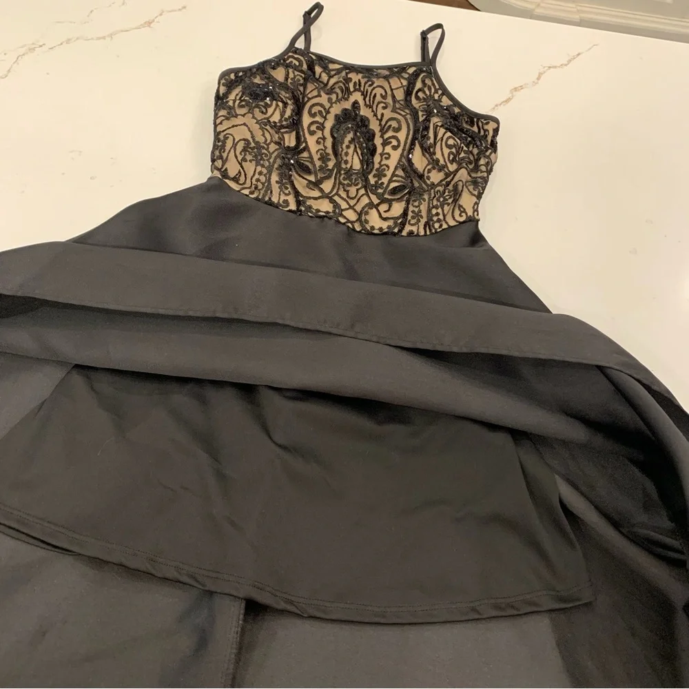 Crystal Doll Black /Beige Sequined High Low Formal Dress Size 0 - Picture 8 of 14